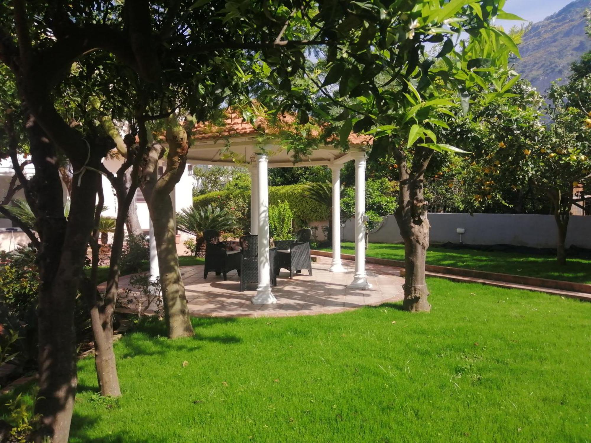 Summer Colors Rooms & Apartments Meta Εξωτερικό φωτογραφία